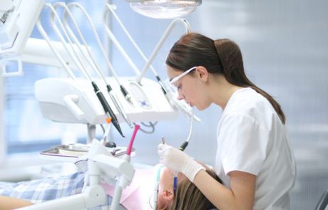 Clinical Evaluation of Dental Diagnostic and Therapeutic Devices - Celegence - Case Study - Feature