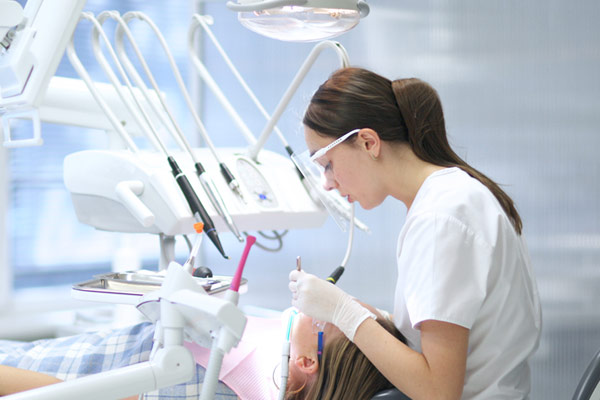 Clinical Evaluation of Dental Diagnostic and Therapeutic Devices